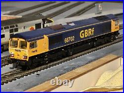 32 -727 Ds Bachmann Class 66