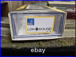 372-061 Farish N Gauge Class 4f 3851 Lms Black DCC Sound Lamps Firebox Crew New