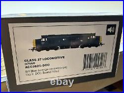 Accurascale ACC2625-DCC Class 37 BR Blue (Orange Cantrail) 37140