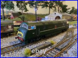 Bachmann 32-069 Class 43 Warship D841 Roebuck BR Green, ESU Loksound V4 Sound