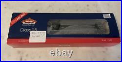 Bachmann 32-330DS Class 25/1 BR Green Diesel D5183 Loco DCC Sound