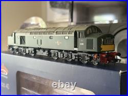 Bachmann 32-481 Class 40 Diesel D369 BR Green Small Yellow Panel DCC Fitted