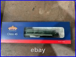 Bachmann 32-678DS Class 45 Diesel D55 Royal Signals BR Green DCC Sound OO Gauge