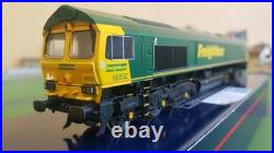 Bachmann 32-732 Class 66 diesel 66532, Freightliner Green, DCC Fitted, Lights