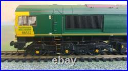 Bachmann 32-732 Class 66 diesel 66532, Freightliner Green, DCC Fitted, Lights