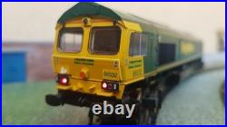 Bachmann 32-732 Class 66 diesel 66532, Freightliner Green, DCC Fitted, Lights