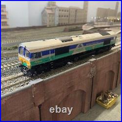 Bachmann 32-738 Class 66 711 GBRF Sense DCC Ready OO Gauge