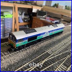 Bachmann 32-738 Class 66 711 GBRF Sense DCC Ready OO Gauge