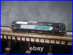 Bachmann 32-763A Class 57 / 3 57302 Chad Varah DRS Compass Blue Weathered OO