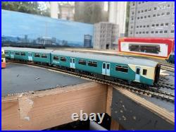 Bachmann 32-935 Class 150/2 2 Car DMU Arriva Trains Wales 00 Gauge