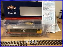 Bachmann 35-357 OO Class 20 20227 Railfreight Red Stripe DCC Ready read desc