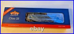 Bachmann Branchline OO Class 25/1 D5183 Diesel Loco BR Green DCC Sound 32-330DS