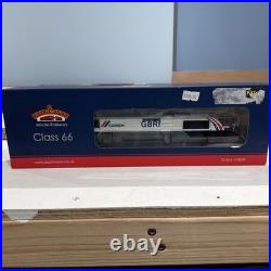 Bachmann Class 66 GBRF 66780 Cemex Rainbow Railways DCC Sound Legomanbiffo