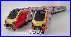 Bachmann OO Gauge BR Class 220 Virgin Voyager DEMU 4-Car Set DCC Sound & Lights