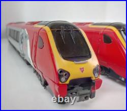 Bachmann OO Gauge BR Class 220 Virgin Voyager DEMU 4-Car Set DCC Sound & Lights