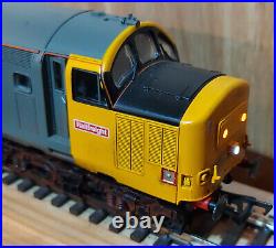 Bachmann OO Gauge BR Class 37 693 Large logo livery DCC ready