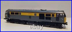DCC Howes Sound Hornby R2421 Class 31 OO Gauge Diesel Locomotive