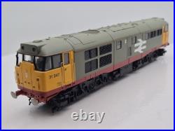 DCC SOUND Hornby R2900XS Class 31/1 31247 in Railfreight red stripe livery