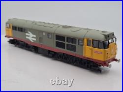 DCC SOUND Hornby R2900XS Class 31/1 31247 in Railfreight red stripe livery