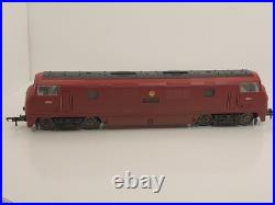 DCC SOUND Hornby R3282 Class 42 Warship D853 Thruster in BR Maroon OO Gauge