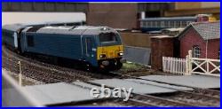 (DCC Sound) Hornby Arriva Trains Wales Class 67, MK3 DVT and MK3 Coaches