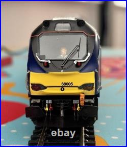 Dapol 4D-022-002 OO Gauge Class 68 68005 Defiant DRS DCC Sound Zimo Excellent