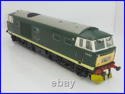 Heljan 3501 Class 35 Hymek D7039 BR green with white cab yellow warning panels