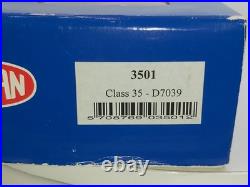 Heljan 3501 Class 35 Hymek D7039 BR green with white cab yellow warning panels