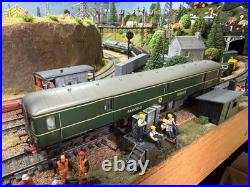 Heljan 89901 Class 128 Parcels DMU BR Green Diesel Loco Boxed DCC Ready Serviced