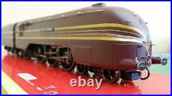 Hornby NRM R2689 LMS 4-6-2 Coronation 6229 Duchess of Hamilton, Crimson Lake