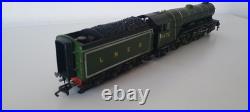 Hornby OO LNER 4-6-2 Class A1'Flying Scotsman' DCC Sound Lightly Weathered U/B