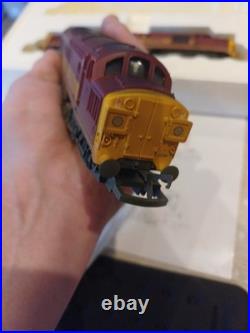 Hornby R2255A EWS Class 37 Diesel Electric Loco & Dummy Weathered Edition #FS302