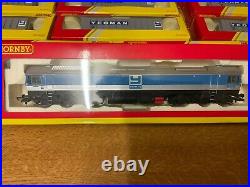 Hornby R2520 Class 59 Loco and 11x R6887 Wagons DCC fitted with sound