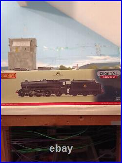 Hornby R2804XS Class 5MT Black Five 44875 in BR Black Late Crest DCC Sound