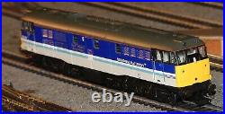 Hornby R2963 BR Class 31 31439 in BR Regional livery. Excellent+, box, DCC Sound