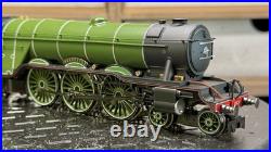Hornby R30216 LNER A3 Class 2573'Harvester' DCC Sound Fitted