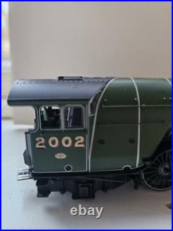 Hornby R30350SS LNER P2 Class 2-8-2 2002'Earl Marischal' DCC Sound and smoke
