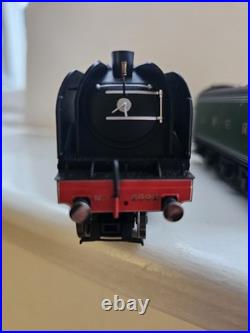 Hornby R30350SS LNER P2 Class 2-8-2 2002'Earl Marischal' DCC Sound and smoke