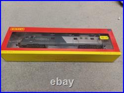 Hornby R3038 Wrexham & Shropshire DCC Sound Fitted Class 67, DVT & Coach Bundle