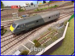 Hornby R3038 Wrexham & Shropshire DCC Sound Fitted Class 67, DVT & Coach Bundle