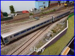 Hornby R3038 Wrexham & Shropshire DCC Sound Fitted Class 67, DVT & Coach Bundle
