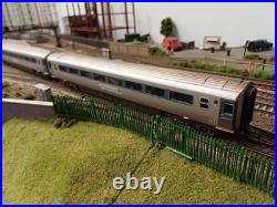 Hornby R3038 Wrexham & Shropshire DCC Sound Fitted Class 67, DVT & Coach Bundle