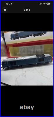 Hornby R3183 Class 67 Arriva Trains Wales