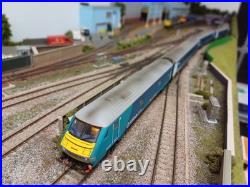 Hornby R3183 DCC Sound Fitted ATW Class 67, DVT & Coache Bundle