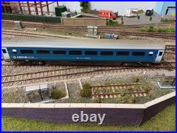 Hornby R3183 DCC Sound Fitted ATW Class 67, DVT & Coache Bundle