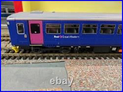 Hornby R3352 Class 153 DMU in First Great Western Livery DCC Ready