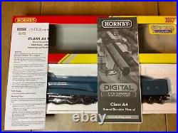 Hornby R3395 TTS LNER Garter Blue 4-6-2 A4 Class Loco 4468 Mallard With Sound