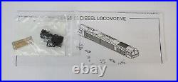 OO Gauge Bachmann 32-727DS DCC SOUND Class 66 702 Blue Lightning GBRF Loco (L2)