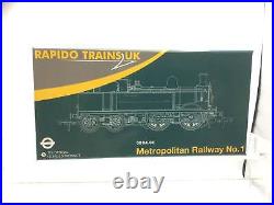 Rapido Trains 909502 OO Gauge E Class L48 London Transport DCC SOUND FITTED