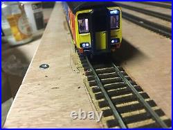 Realtrack class 156 East Midlands Trains twin DCC Sound and passengers